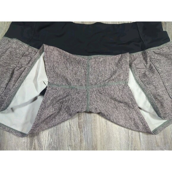 Lululemon Run Times Shorts 4" Womens Size 4 Gray Black Lined Running Athleisure - Picture 15 of 15
